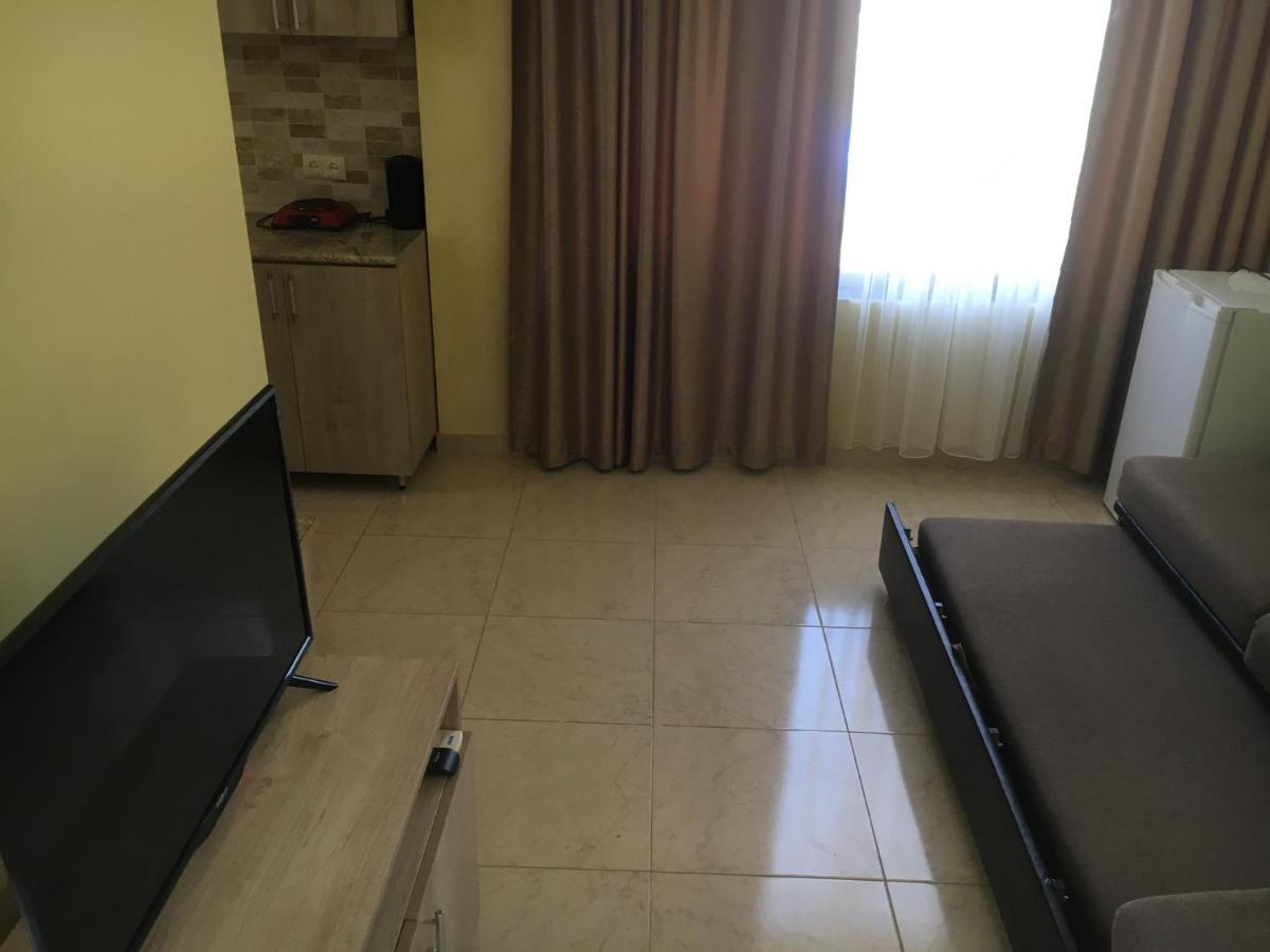 Aparthotel Family Ureki Εξωτερικό φωτογραφία