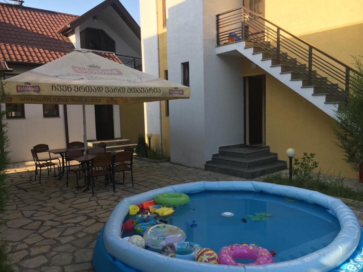 Aparthotel Family Ureki Εξωτερικό φωτογραφία