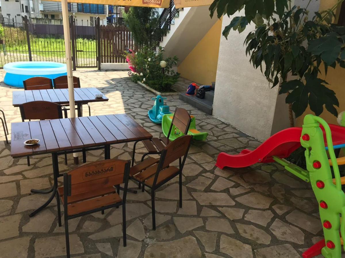Aparthotel Family Ureki Εξωτερικό φωτογραφία