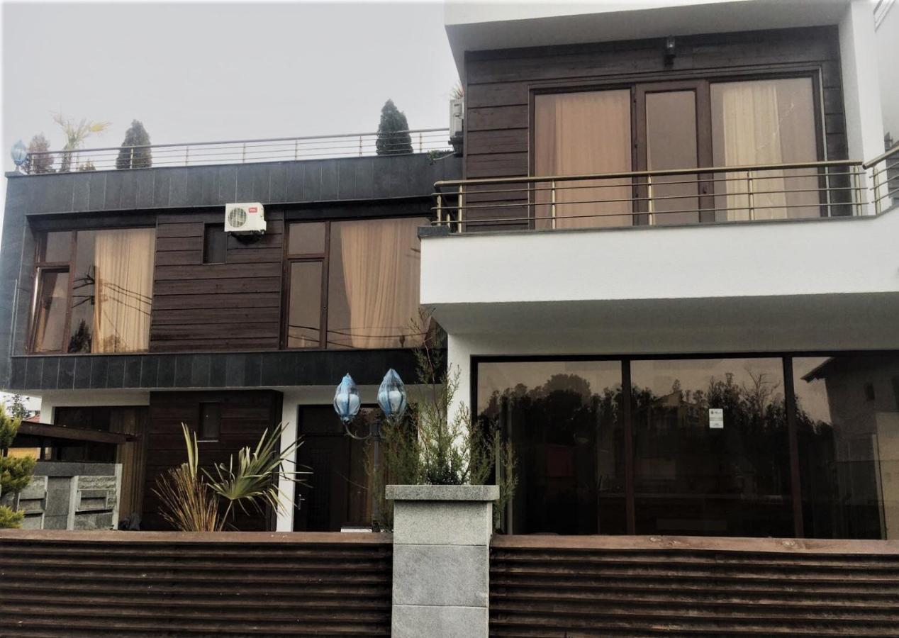 Aparthotel Family Ureki Εξωτερικό φωτογραφία